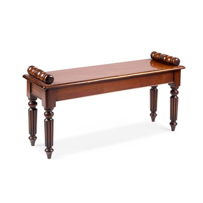 Lot 924 - A REGENCY STYLE MAHOGANY WINDOW SEAT