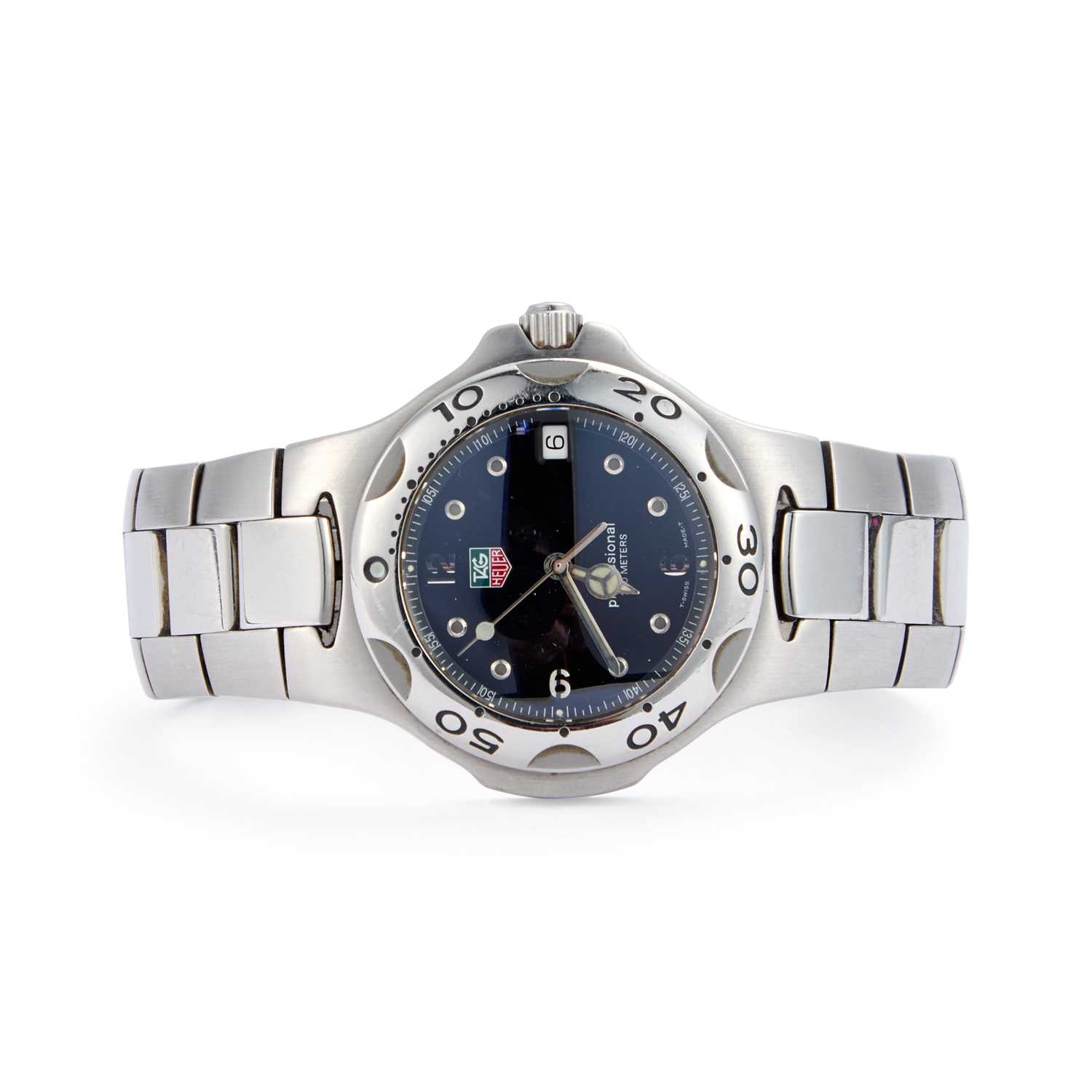 Lot 553 - A GENTS STEEL TAG HEUER KIRIUM BRACELET WATCH