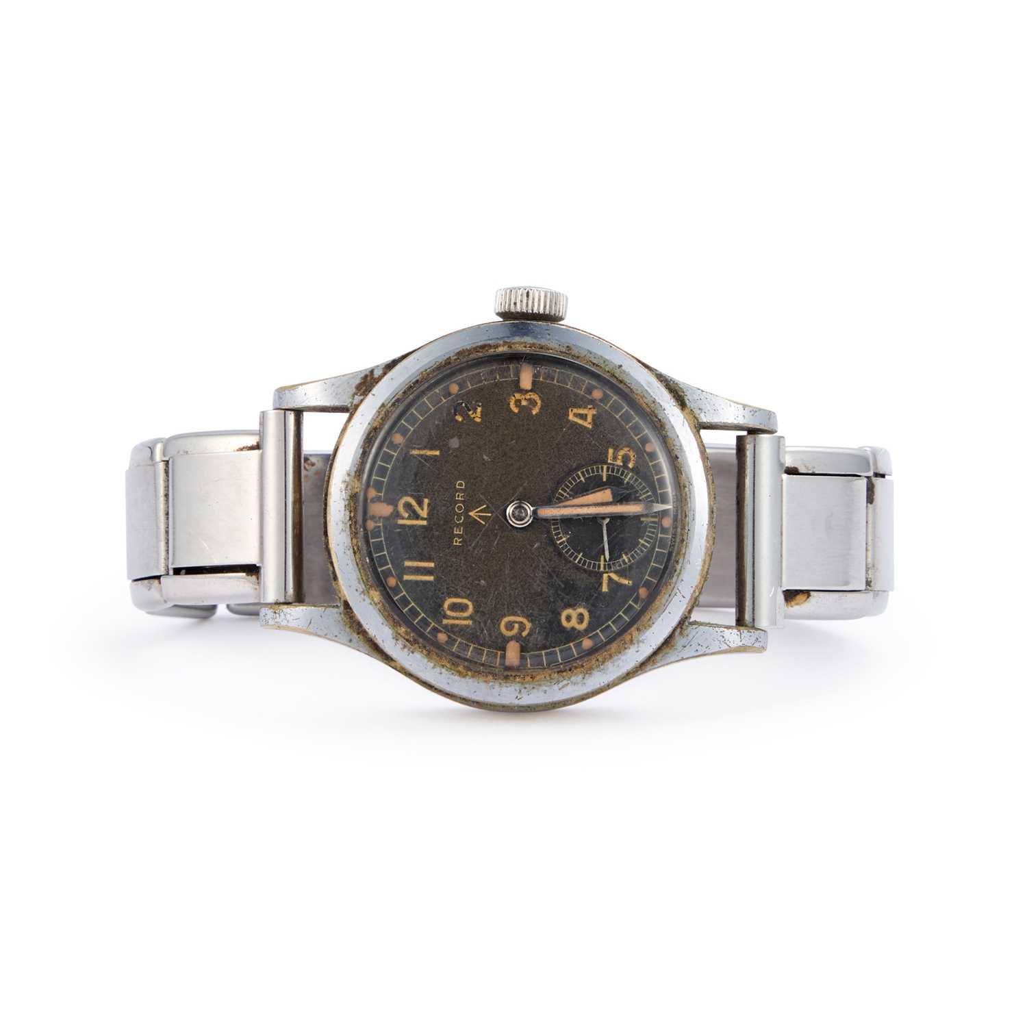 Lot 563 - MILITARY: A GENTS RECORD 'DIRTY DOZEN' BRACELET WATCH