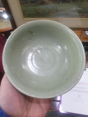 Lot 153 - A CHINESE CELADON BOWL