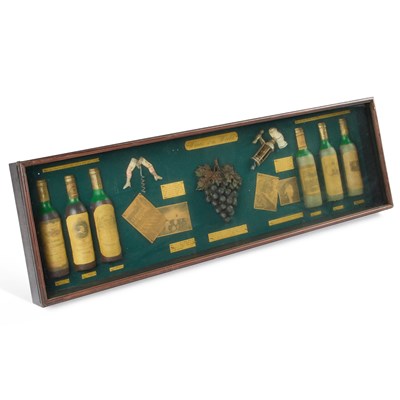 Lot 351 - A 'WINES OF THE WORLD' DIORAMA