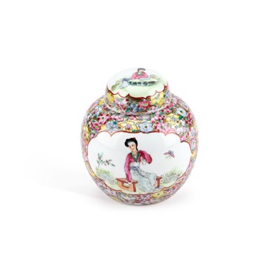 Lot 197 - A CHINESE FAMILLE ROSE GINGER JAR AND COVER