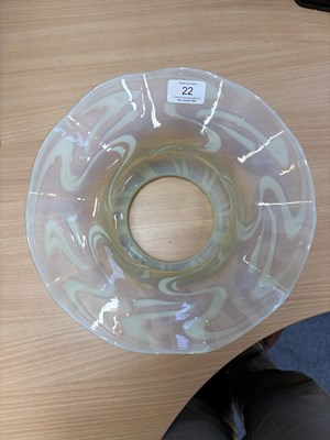 Lot 22 - A LARGE ART NOUVEAU VASELINE GLASS LIGHTSHADE