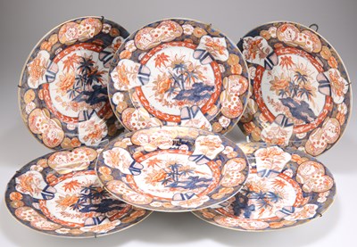 Lot 162 - A SET OF SIX CHINESE IMARI PLATES, 18TH CENTURY