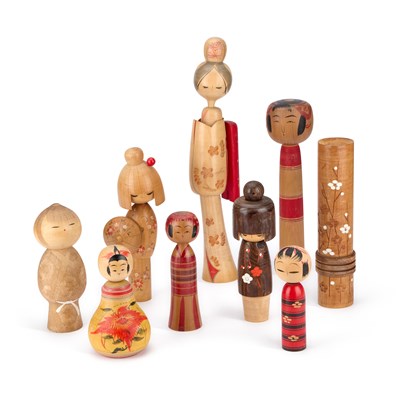 Lot 9 - A GROUP OF JAPANESE WOODEN TOYS