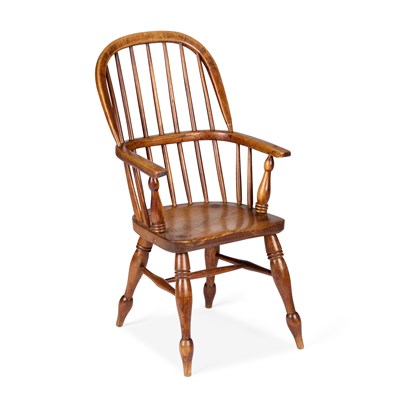 Lot 1006 - A 19TH CENTURY ASH AND ELM CHILD'S WINDSOR CHAIR