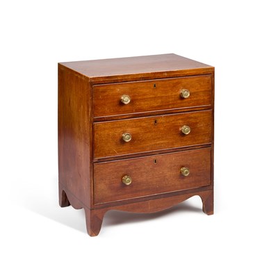 Lot 1107 - A GEORGE III STRING-INLAID MAHOGANY CHEST OF DRAWERS