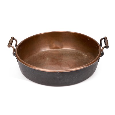 Lot 212 - A 19TH CENTURY COPPER TWO-HANDLED CREAM PAN