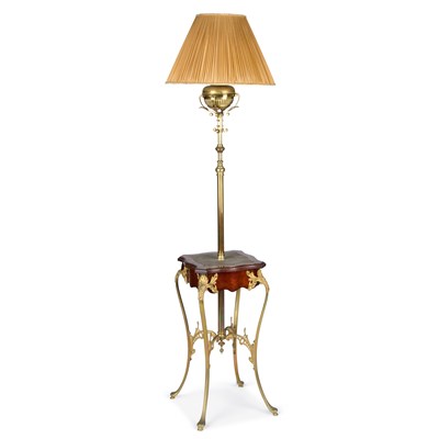 Lot 1005 - AN EDWARDIAN BRASS AND WALNUT LAMP TABLE