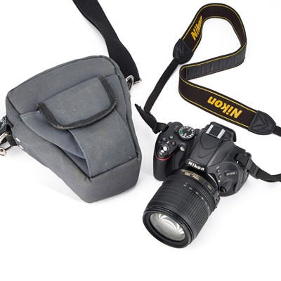 Lot 903 - A NIKON D5100 DSLR CAMERA