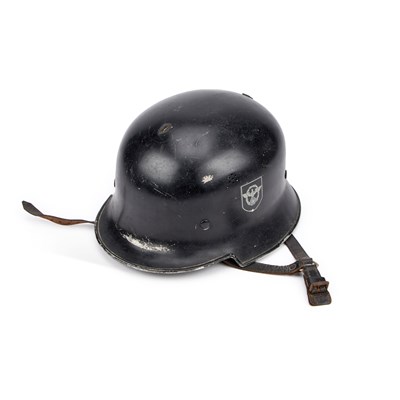 Lot 49 - A GERMAN SECOND WORLD WAR FIRE POLICE HELMET