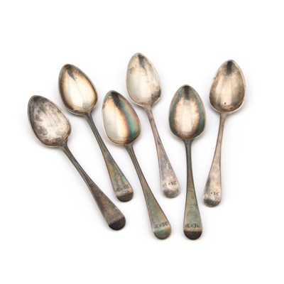 Lot 465 - A SET OF SIX GEORGE IV SILVER TEASPOONS