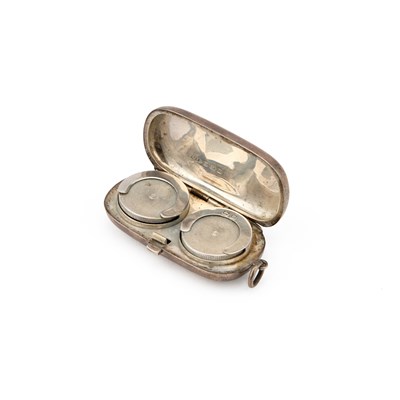 Lot 419 - A GEORGE V SILVER DOUBLE SOVEREIGN CASE