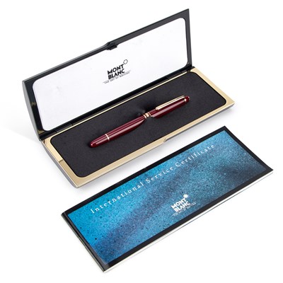 Lot 572 - A MONTBLANC MEISTERSTUCK FOUNTAIN PEN