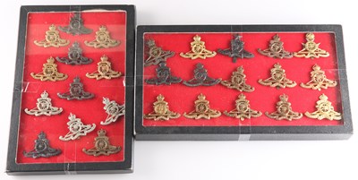 Lot 227 - VARIANTS OF ROYAL ARTILLERY CAP BADGES