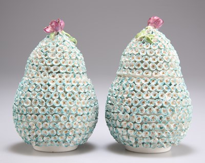 Lot 102 - A PAIR OF DERBY PORCELAIN MAYFLOWER VASES AND COVERS, IN THE MEISSEN SCHNEEBALLEN MANNER, CIRCA 1770