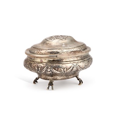 Lot 268 - AN 18TH CENTURY RUSSIAN SILVER SUGAR BOX