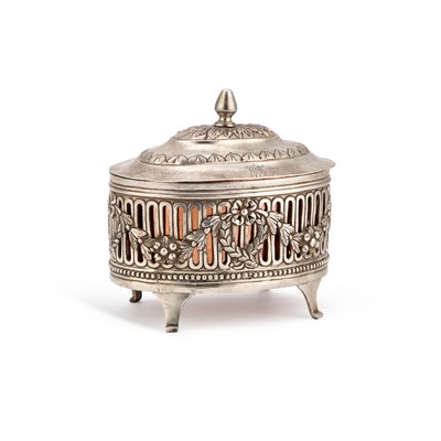 Lot 318 - AN 18TH CENTURY ITALIAN SILVER TEA CADDY