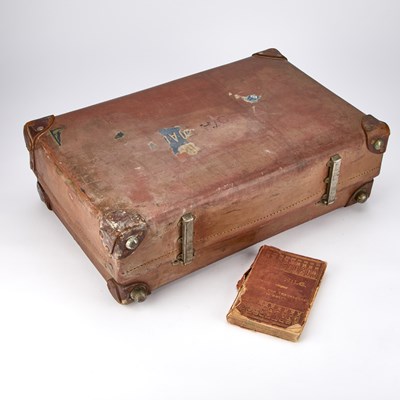 Lot 877 - CARTER (HOWARD), A 'REVELATION' LEATHER SUITCASE, EARLY 20TH CENTURY