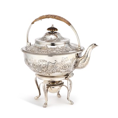 Lot 545 - A GEORGE III SILVER KETTLE ON STAND