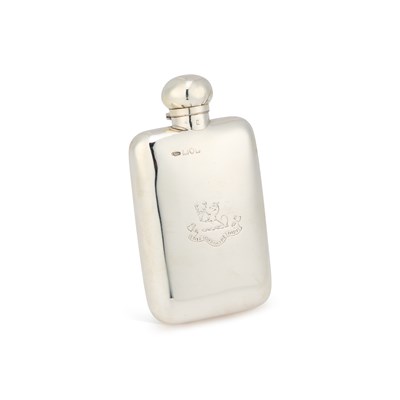 Lot 369 - AN EDWARDIAN SILVER HIP FLASK