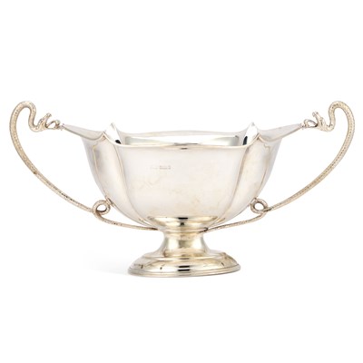 Lot 434 - A LARGE GEORGE V SILVER TWO-HANDLED BOWL