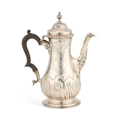 Lot 540 - A GEORGE III SILVER COFFEE POT