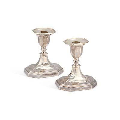 Lot 363 - A PAIR OF ELIZABETH II SILVER CANDLESTICKS