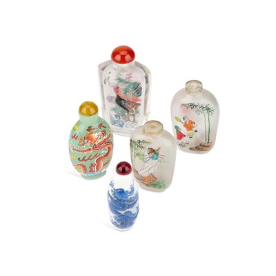 Lot 152 - FIVE CHINESE SNUFF BOTTLES