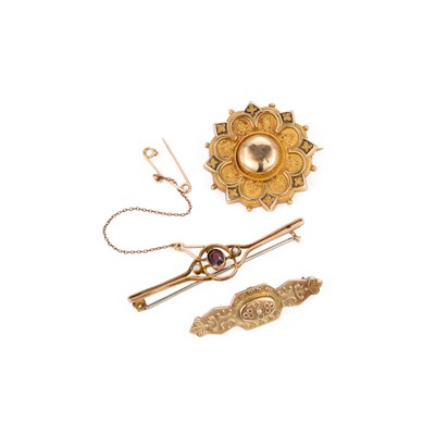 Lot 827 - THREE VICTORIAN BROOCHES