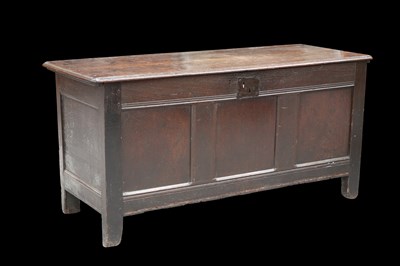 Lot 352 - A LATE 17TH CENTURY OAK COFFER