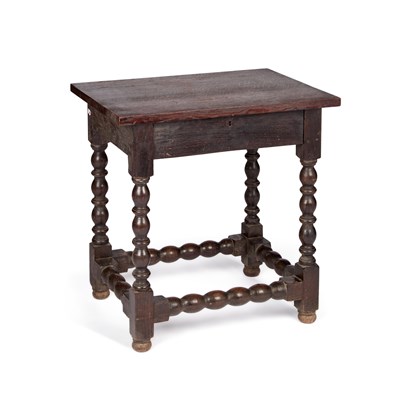 Lot 1122 - A 19TH CENTURY OAK SIDE TABLE