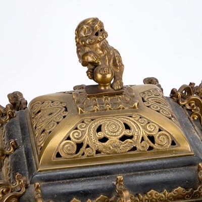 Lot 986 - A LATE 19TH CENTURY FRENCH BRASS-MOUNTED LACQUER AND SHIBAYAMA MANTEL CLOCK