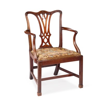 Lot 1062 - A GEORGE III MAHOGANY OPEN ARMCHAIR