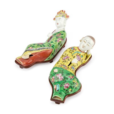 Lot 171 - A PAIR OF CHINESE PORCELAIN WALL FIGURES