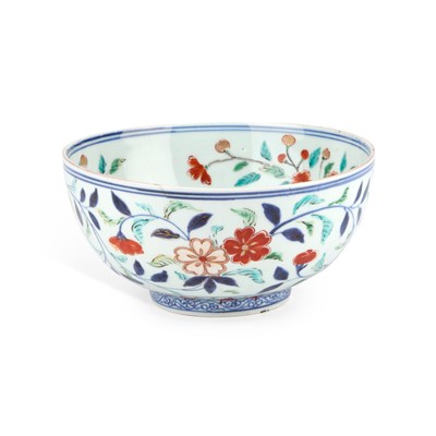 Lot 167 - A KAKIEMON PORCELAIN BOWL