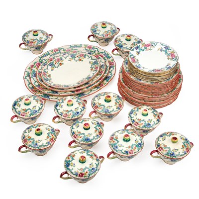 Lot 115 - A MATCHED ROYAL DOULTON BOOTHS 'FLORADORA' AND ROYAL CAULDON DINNER SERVICE