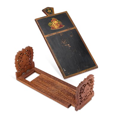 Lot 426 - AN INDIAN CARVED AND PIERCED BOOKSLIDE AND AN INDIAN PAINTED BOARD