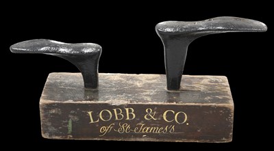 Lot 356 - A CAST IRON DISPLAY LAST