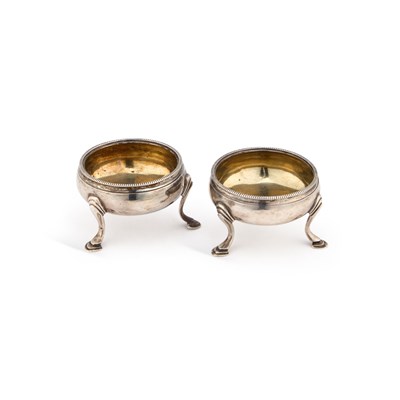 Lot 324 - A PAIR OF GEORGE III SILVER SALTS