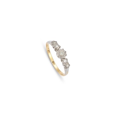 Lot A FIVE STONE DIAMOND RING