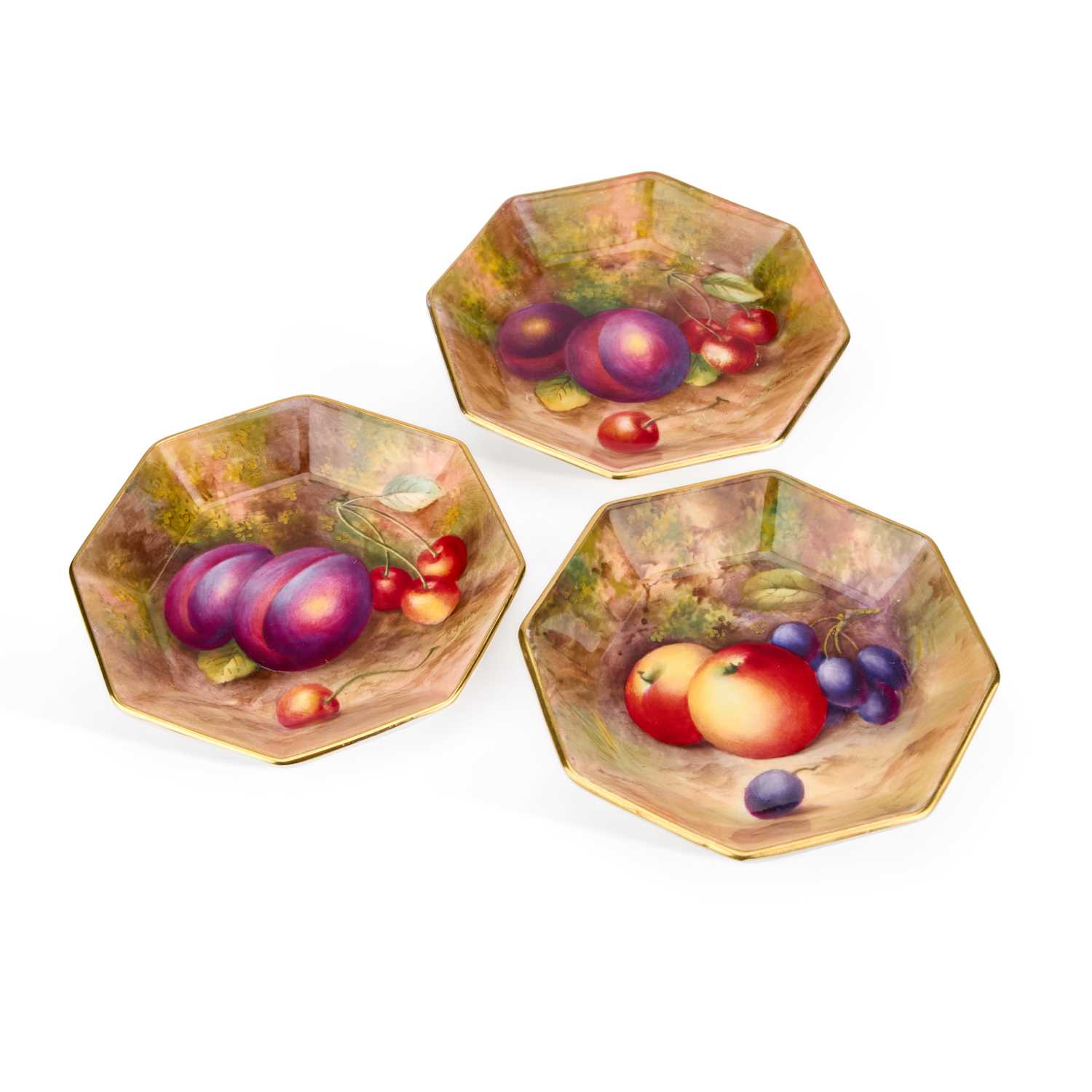 Lot 157 - THREE ROYAL WORCESTER FRUIT PAINTED DISHES