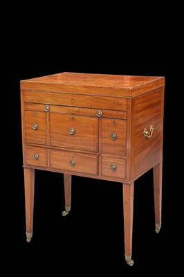 Lot 357 - A GEORGE III MAHOGANY GENTLEMAN'S DRESSING CHEST
