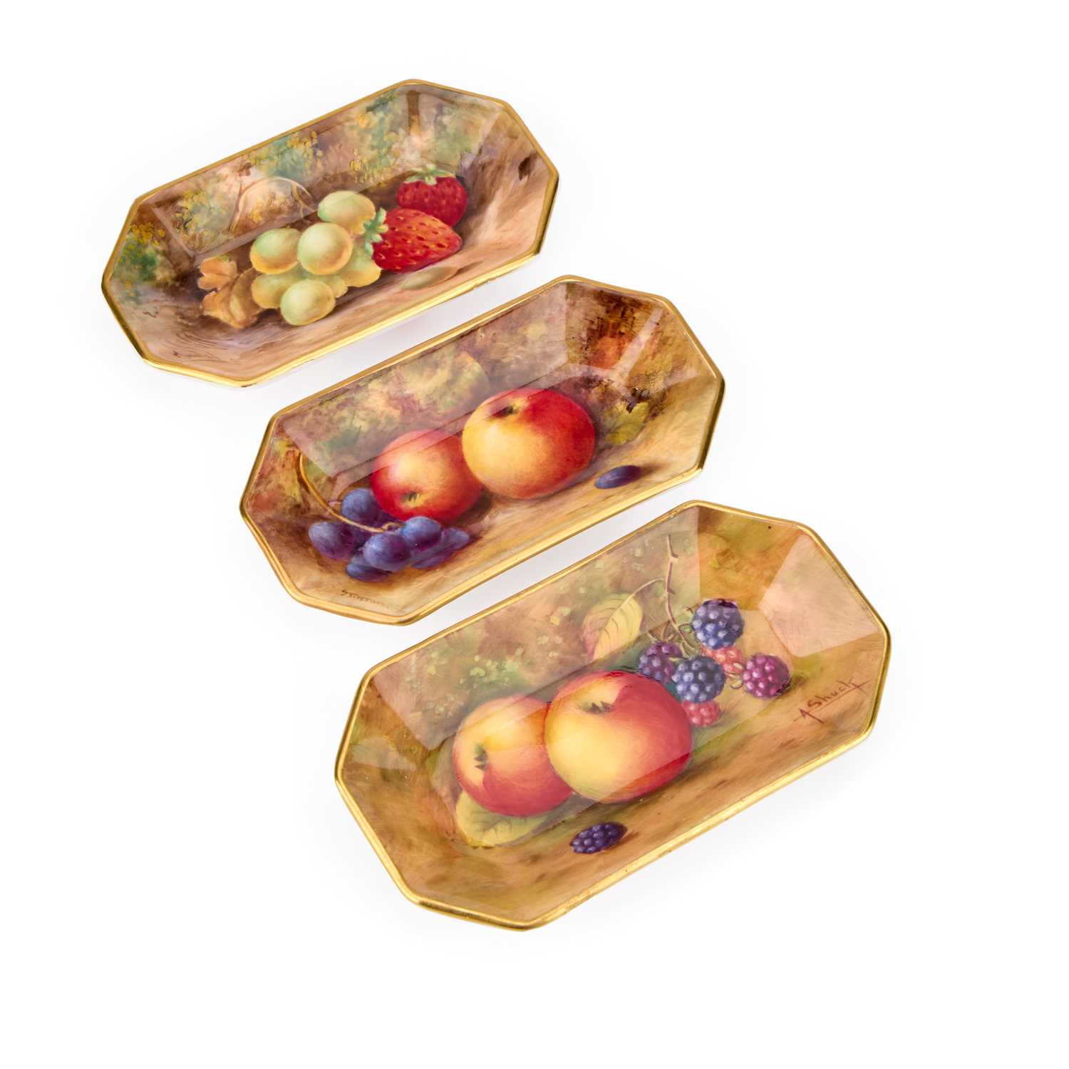 Lot 163 - THREE ROYAL WORCESTER FRUIT PAINTED DISHES