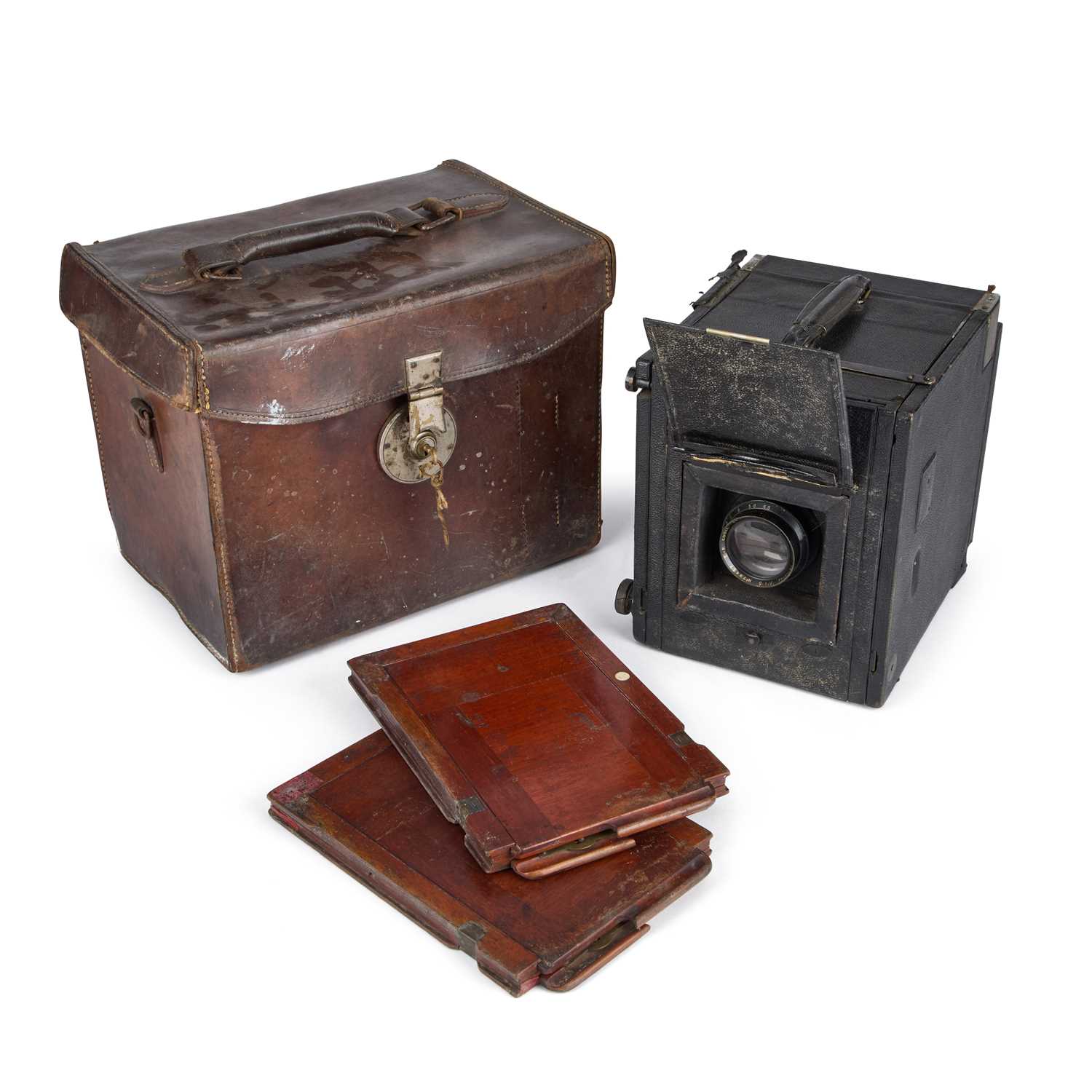 Lot 322 - AN ADAMS & CO RADEX SLR PLATE CAMERA