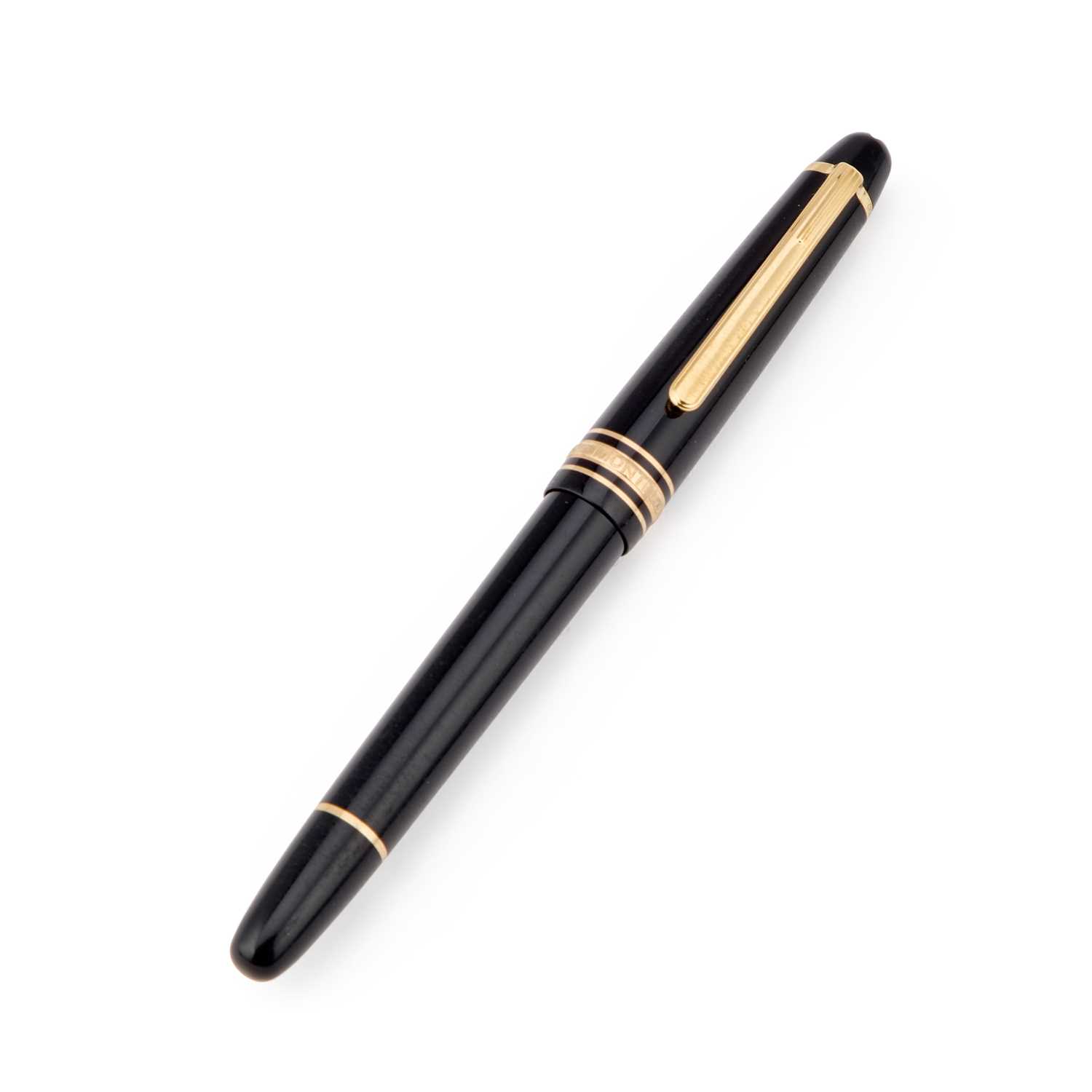 Lot 307 - A MONTBLANC MEISTERSTUCK CLASSIQUE FOUNTAIN PEN