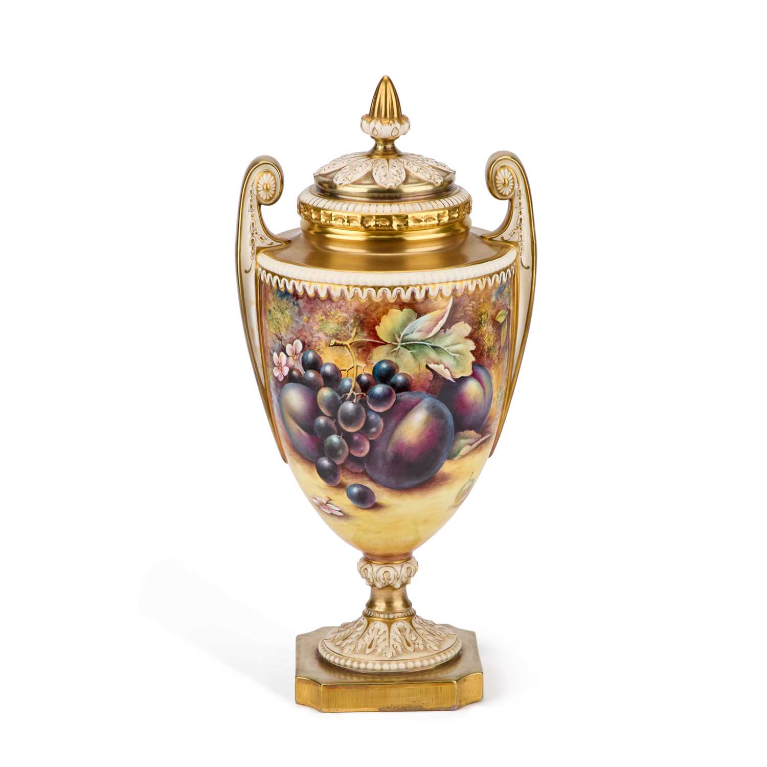 Lot 170 - A LARGE ROYAL WORCESTER TWO-HANDLED VASE AND COVER