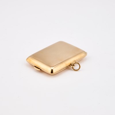 Lot 289 - A GEORGE V 9 CARAT GOLD MATCH CASE