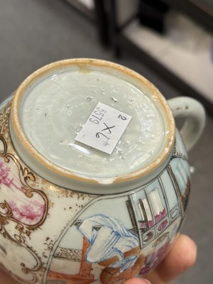 Lot 214 - AN 18TH CENTURY CHINESE PORCELAIN TEAPOT