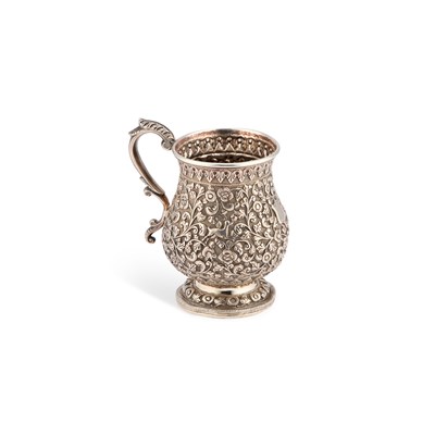 Lot A 19TH CENTURY INDIAN SILVER MUG